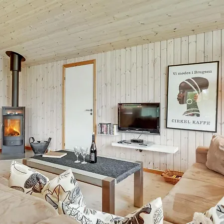 Prázdninový dům Tayler - 1-8km From The Sea In Ne Jutland By Interhome *