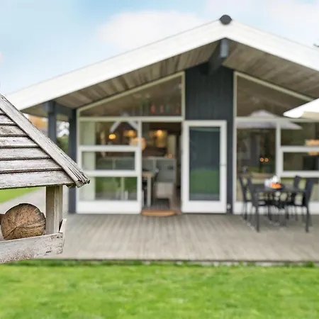 Feriehus Tayler - 1-8km From The Sea By Interhome Hals