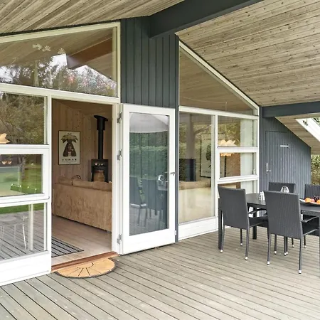 Tayler - 1-8km From The Sea By Interhome Feriehus Hals